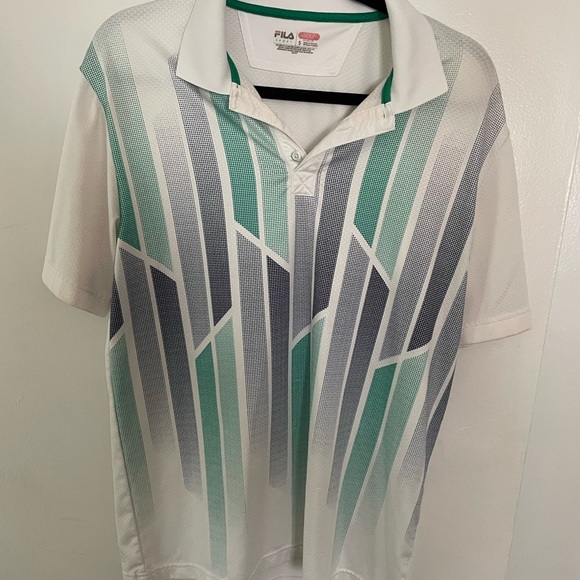 Fila Men’s golf shirt - Picture 2 of 3